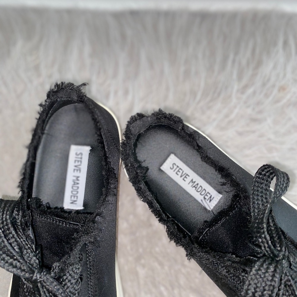 Steve Madden Platform - Picture 3 of 4